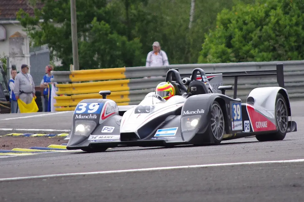 Aston Martin Lola B11/40