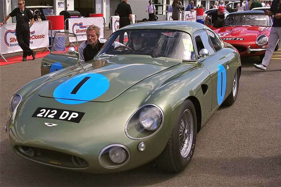 Aston Martin DP212
