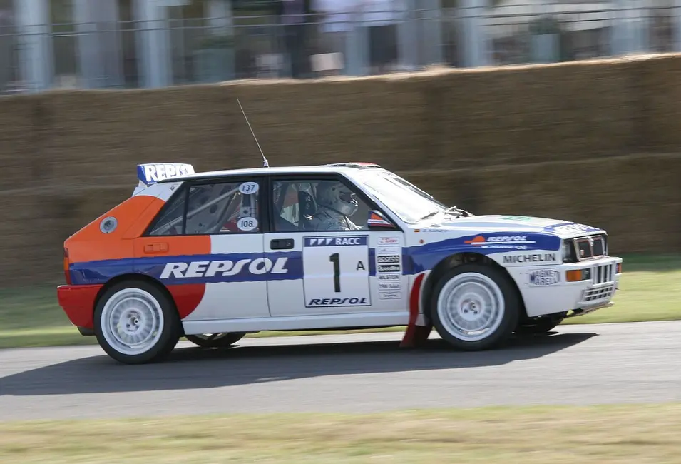Lancia Delta HF Integrale