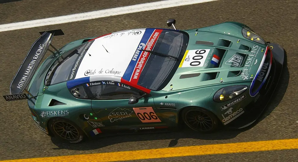 Aston Martin DBR9