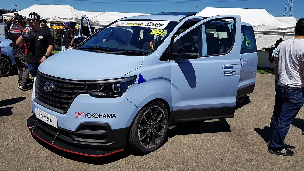 Hyundai iMax N