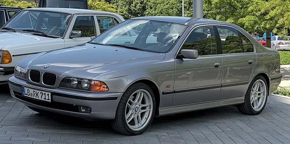 BMW 5 Series (E39)