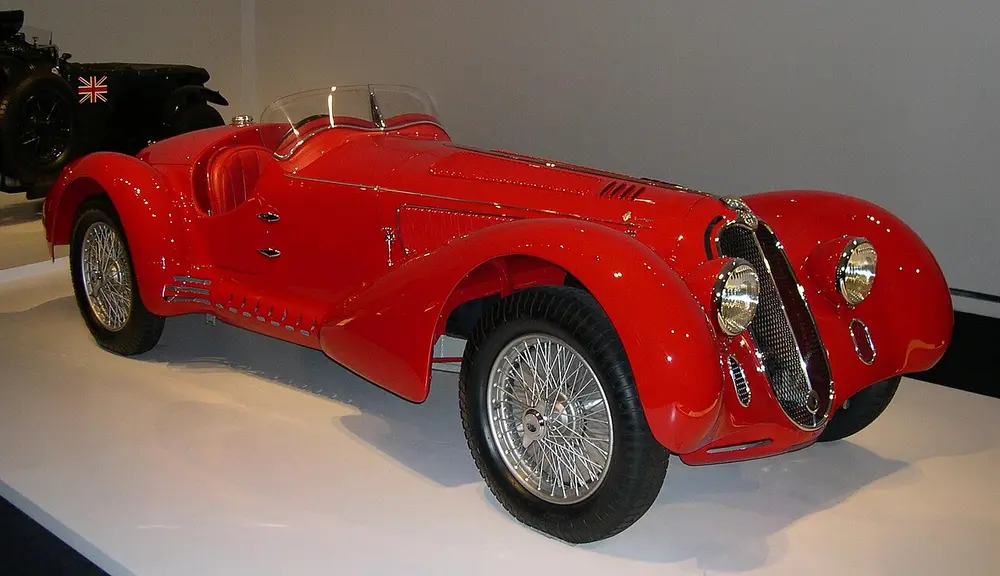 Alfa Romeo 8C