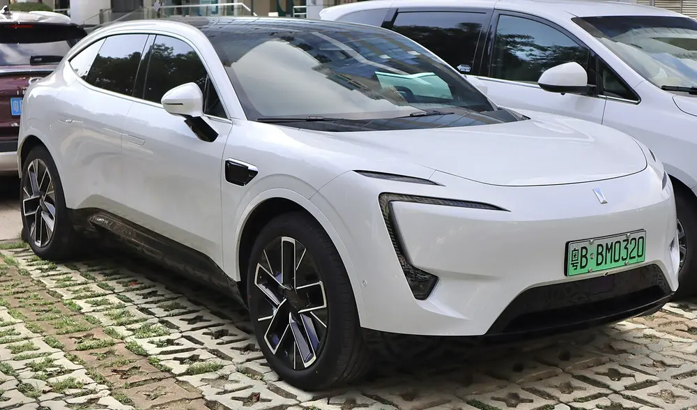 Changan Automobile Avatr 11