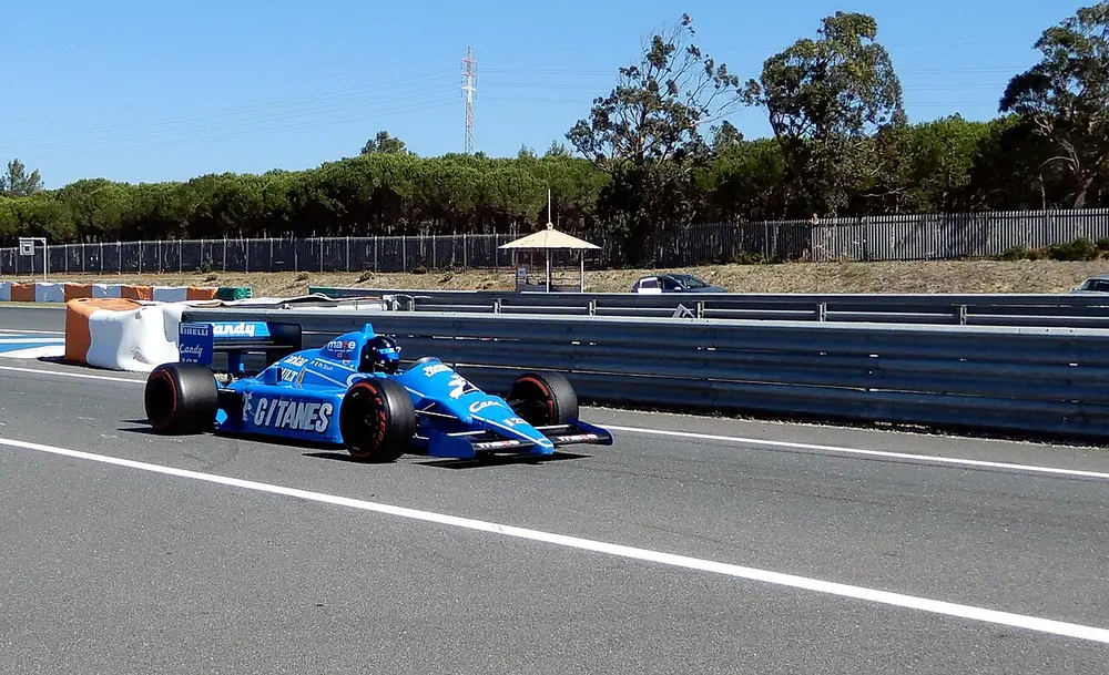 Ligier JS25