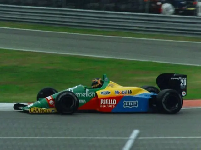 Benetton Formula Benetton B188