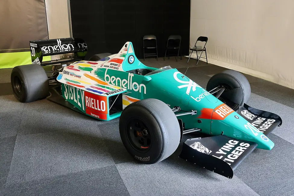 Benetton Formula Benetton B186