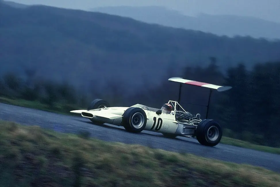 Lola Cars Lola T102